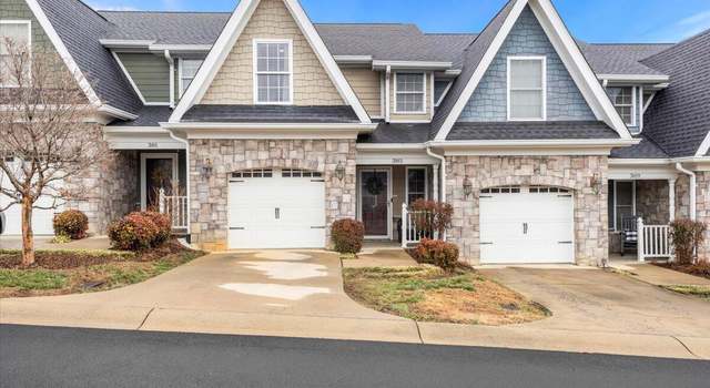 Photo of 385 Piper Gln, Johnson City, TN 37615