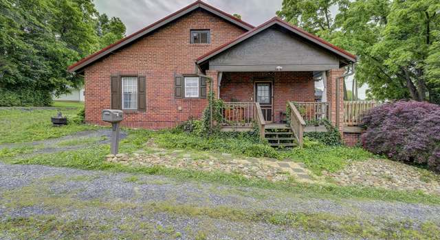 Photo of 2517 Fort Henry Dr, Kingsport, TN 37664