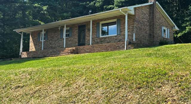 Photo of 282 Rolling Hills Dr Dr, Marion, VA 24354