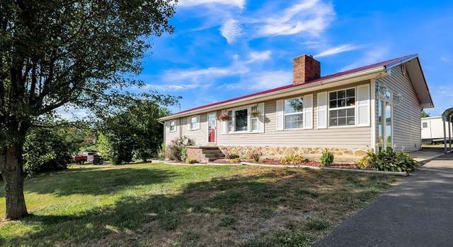 Photo of 956 Hubbard Town Rd, Honaker, VA 24260