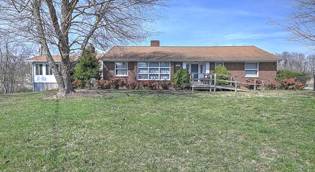 Photo of 619 Rock Springs Dr, Kingsport, TN 37664