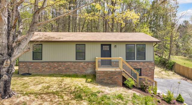 Photo of 110 Patrick Henry Ln, Elizabethton, TN 37643