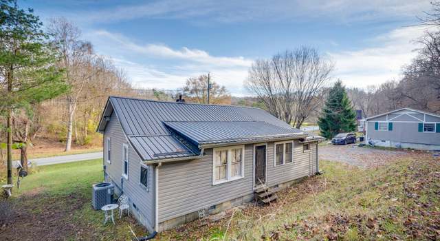 Photo of 4815 Unicoi Dr, Unicoi, TN 37692