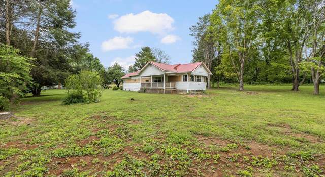 Photo of 1940 Hickory Tree Rd, Bluff City, TN 37618