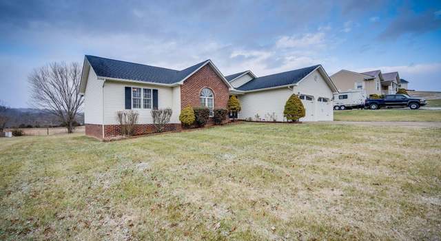 Photo of 121 Waters Edge Dr, Bluff City, TN 37618