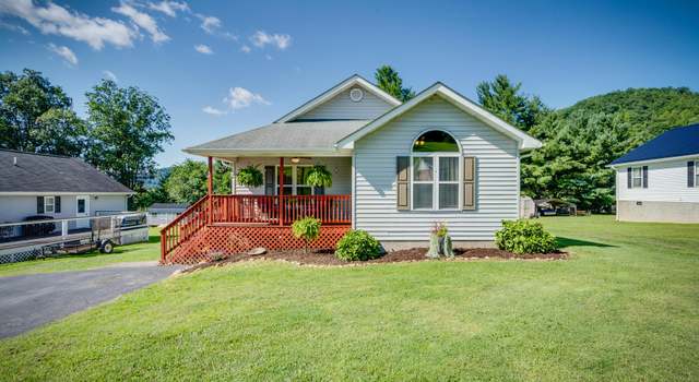 Photo of 244 Harris St, Erwin, TN 37650
