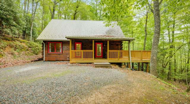 Photo of 2547 Callalantee Dr, Mountain City, TN 37683