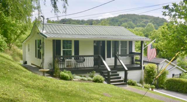 Photo of 1701 Daytona Ct, Johnson City, TN 37601