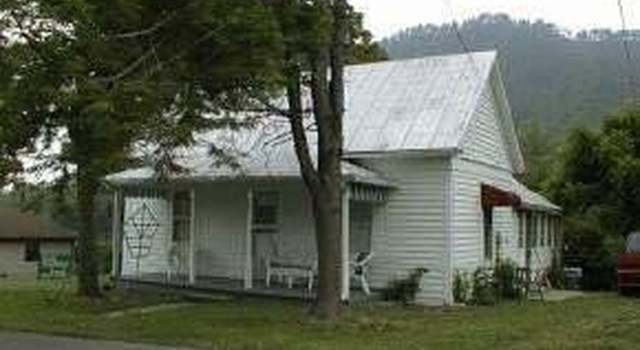Photo of 111 High St, Hampton, TN 37658