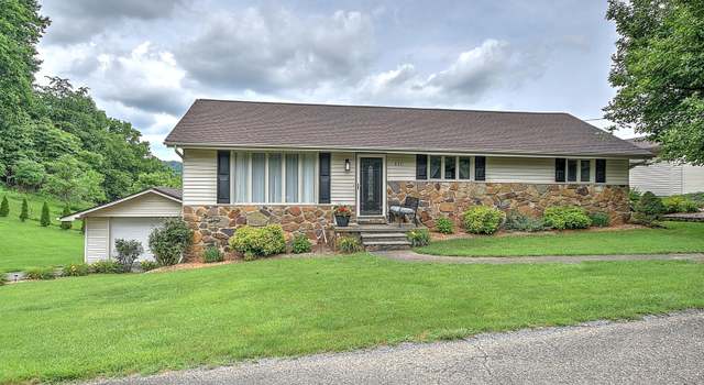 Photo of 521 Galloway St, Kingsport, TN 37665
