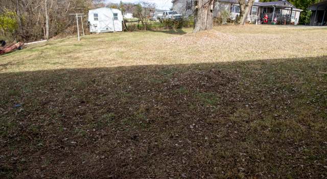 Photo of 280 Taylortown Rd, Johnson City, TN 37601