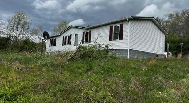 Photo of 152 Blue Grass Rd, Roan Mountain, TN 37687