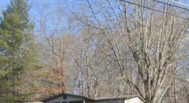 Photo of 425 Flemingtown Dr, Clintwood, VA 24228