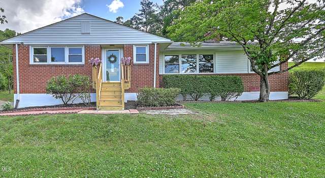 Photo of 3521 Fort Henry Dr, Kingsport, TN 37664
