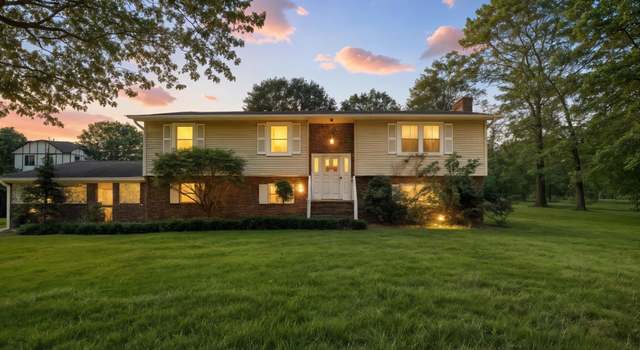 Photo of 601 Oak Hills Pkwy, Greeneville, TN 37743