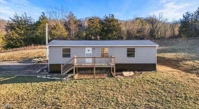 Photo of 106 Drinnon Rd, Eidson, TN 37731
