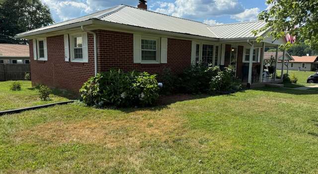 Photo of 322 Holmes St, Jonesville, VA 24263
