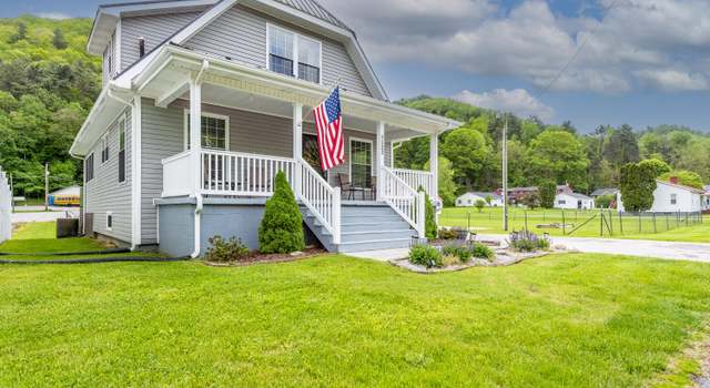 Photo of 1022 Shady Ave, Damascus, VA 24236
