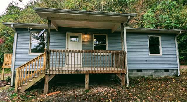 Photo of 948 Victorian Dr, Clinchco, VA 24226