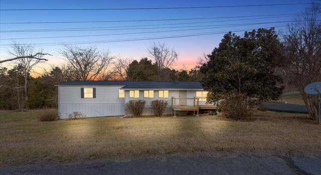 Photo of 228 Jarrell Dr, Bluff City, TN 37618