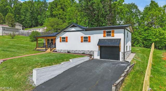 Photo of 1225 Bristol View Dr, Bristol, VA 24201