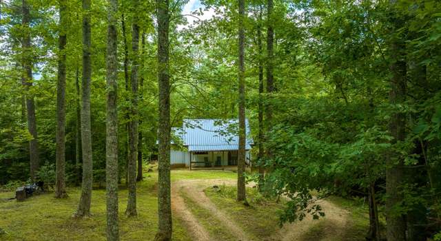 Photo of 114 Holly Hill Rd, Unicoi, TN 37692