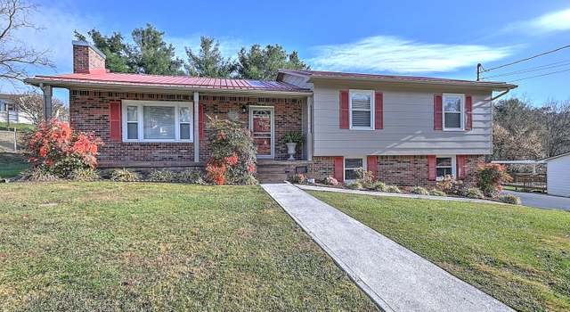 Photo of 243 Oak St, Blountville, TN 37617