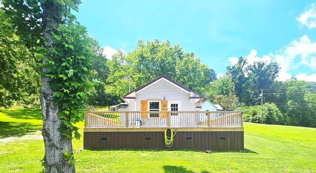 Photo of 104 Masters St Ext, Erwin, TN 37650