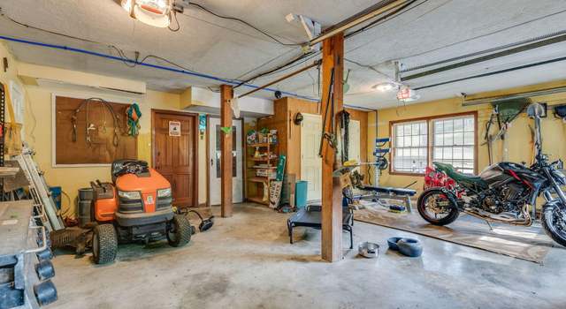 Photo of 102 Hidden Valley Rd, Bristol, TN 37620