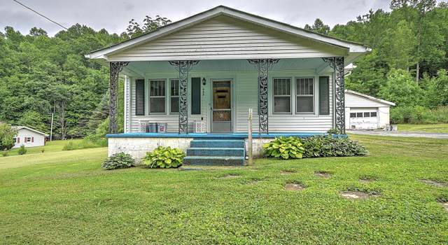 Photo of 325 Cove Creek Rd, Roan Mountain, TN 37687