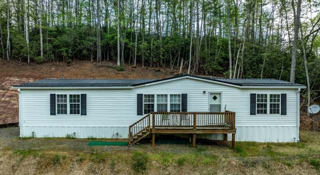 Photo of 1720 Mining Town Rd, Mountain City, TN 37683