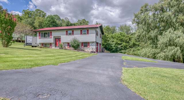 Photo of 230 Pine Laurel Cir, Bluff City, TN 37618
