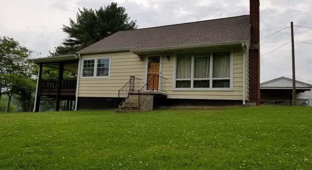 Photo of 416 Anderson St, Surgoinsville, TN 37873