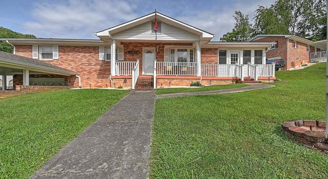 Photo of 205 Live Oak Dr, Kingsport, TN 37660