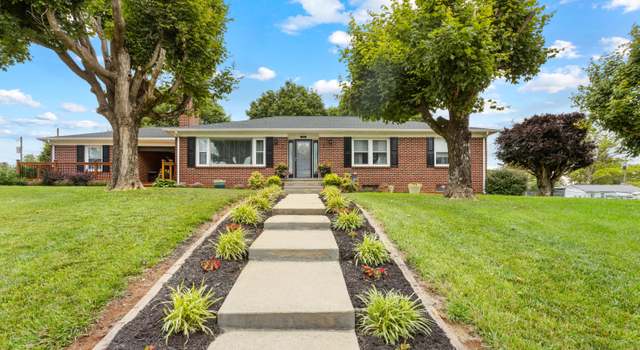 Photo of 285 Cherokee Rd, Bristol, VA 24201