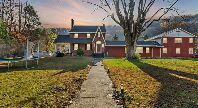Photo of 106 Sycamore Ave, Big Stone Gap, VA 24219