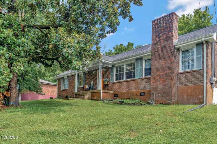 Photo of 157 Robinhood Cir Hendersonville, TN 37075