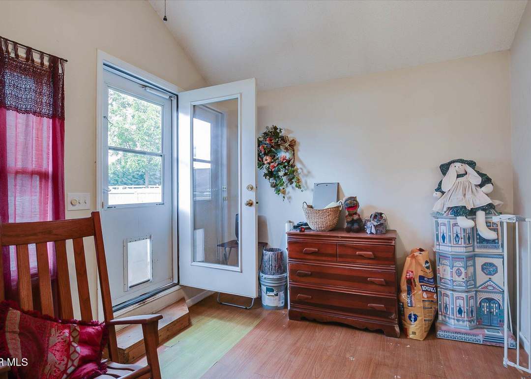 1621 Barnes St, Kingsport, TN 37664