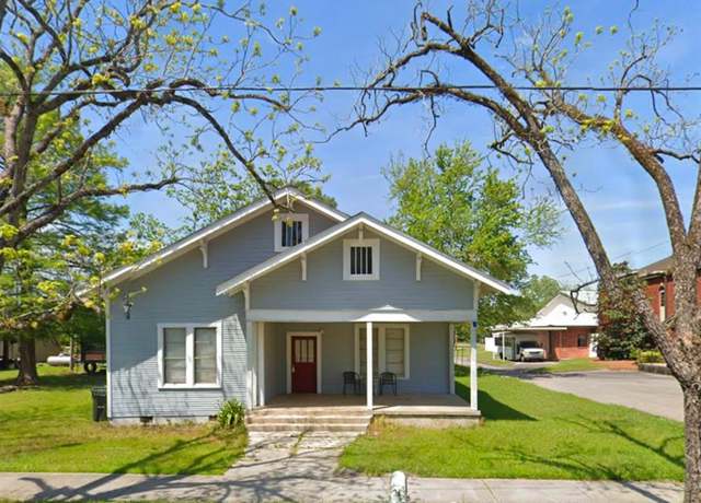 Property at 102 West Main St, Samson, AL 36477, 3 beds, 1 bath
