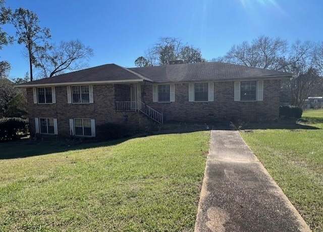 Property at 104 Valhalla Dr, Evergreen, AL 36401, 4 beds, 3 baths