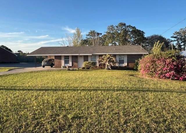Property at 105 East Paulk Ave, Opp, AL 36467, 2 beds, 2 baths