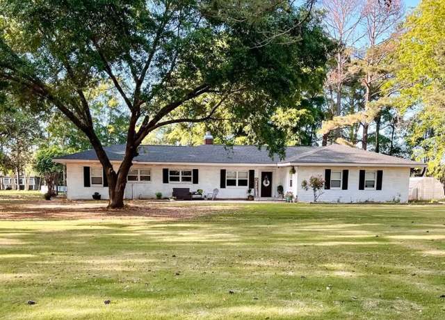 Property at 20735 Army Surplus Rd, Andalusia, AL 36421, 4 beds, 3 baths