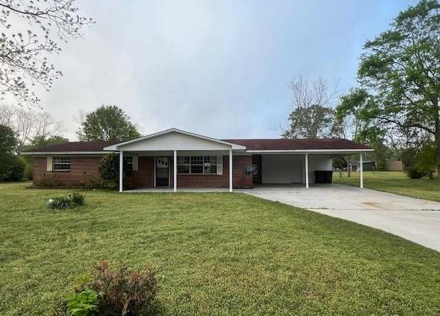 Property at 906 King Ave, Opp, AL 36467, 3 beds, 2 baths