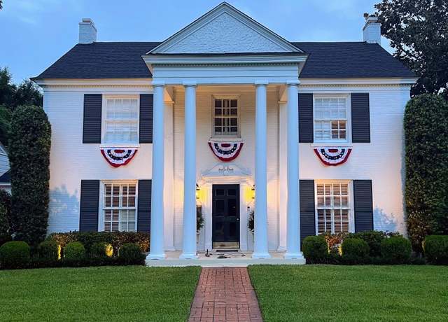 Property at 1029 East Three Notch Ct, Andalusia, AL 36420, 4 beds, 2.5 baths