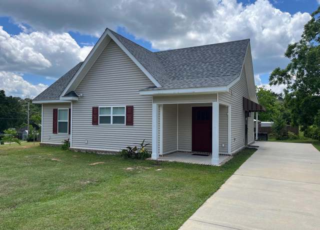 Property at 1216 Lindsey Bridge Rd, Andalusia, AL 36420, 3 beds, 2.5 baths
