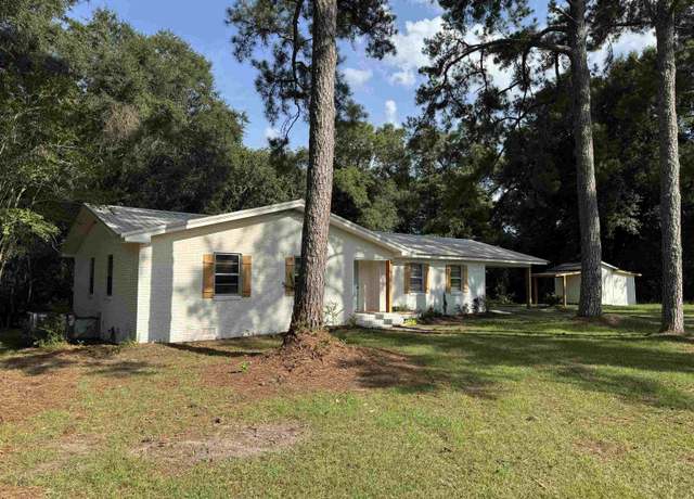 Property at 1104 County Rd 427, Kinston, AL 36453, 3 beds, 2 baths