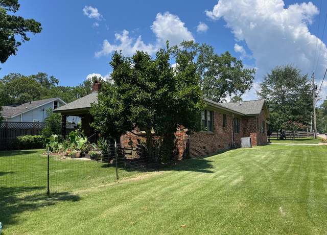 Property at 1321 Lindsey Bridge Rd, Andalusia, AL 36420, 3 beds, 2 baths