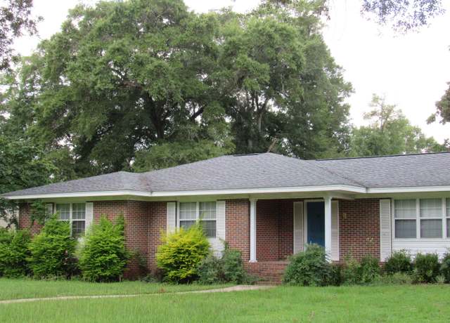 Property at 403 North Broad St, Samson, AL 36477, 4 beds, 2.5 baths