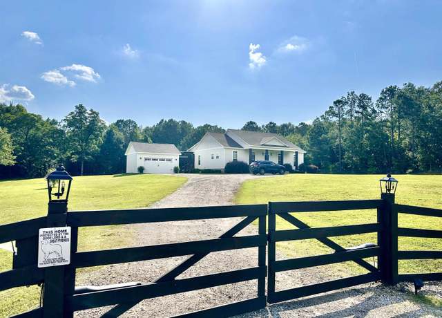 Property at 447 Cloverdale Rd, Greenville, AL 36037, 4 beds, 3 baths