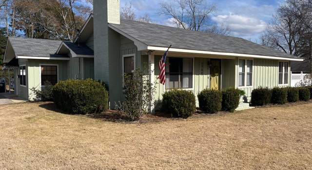 Photo of 1704 Garden St, Andalusia, AL 36421